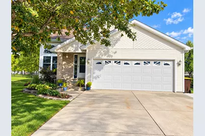 128 Windward Lane, Rochelle, IL 61068 - Photo 1