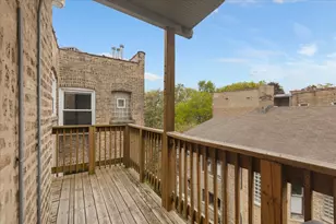 7050 N Damen Ave, Chicago, IL 60645 - Photo 11