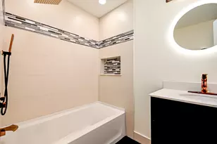 417 E 16th St, Lockport, IL 60441 - Photo 15