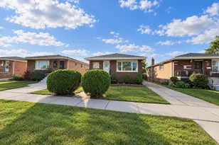 306 Prairie Ave, Calumet City, IL 60409 - Photo 1
