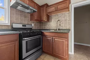 133 S Chicago Ave, Rockford, IL 61104 - Photo 7