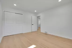 5311 Grove St, Skokie, IL 60077 - Photo 19