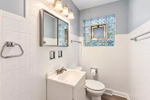7052 W 64th Pl, Chicago, IL 60638 - Photo 13