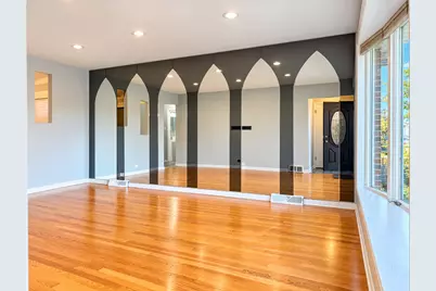 7052 W 64th Place, Chicago, IL 60638 - Photo 7
