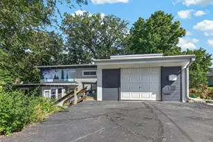 300 Adams St, Ottawa, IL 61350 - Photo 3