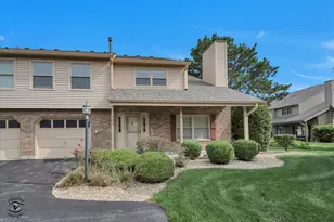 9327 Bradford Ln, Orland Park, IL 60462 - Photo 1