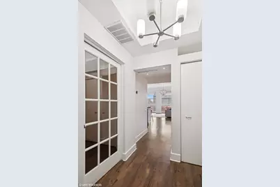 165 N Canal Street #1007, Chicago, IL 60606 - Photo 3