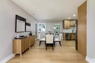 20 Maricopa Ln, Hoffman Estates, IL 60169 - Photo 9