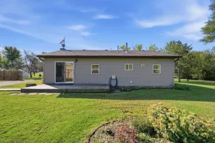 2707 N 35th Rd, Seneca, IL 61360 - Photo 29