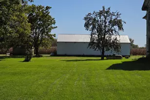 1980 N 35th Rd, Ottawa, IL 61350 - Photo 9