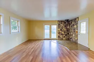 18843 W Deerpath Rd, Grayslake, IL 60030 - Photo 9