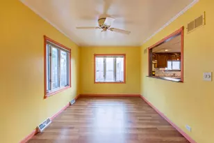 18843 W Deerpath Rd, Grayslake, IL 60030 - Photo 7
