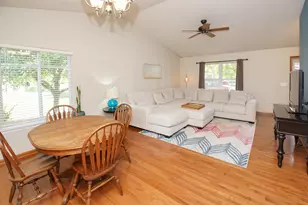 516 Ramsden Rd, Plano, IL 60545 - Photo 7