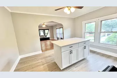 170 S Porter Street #2, Elgin, IL 60120 - Photo 7