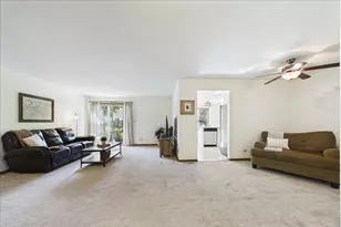 2254 Petworth Ct, Naperville, IL 60565 - Photo 5