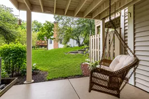 230 Parktrail Ct, Schaumburg, IL 60173 - Photo 37