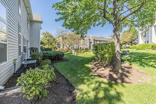 1530 E Chivalry Ct, Palatine, IL 60074 - Photo 19
