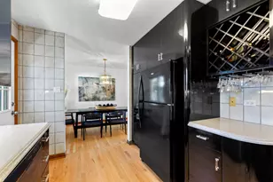 558 E Park Ave, Elmhurst, IL 60126 - Photo 7