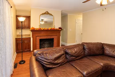 624 Green Oaks Drive, Crystal Lake, IL 60014 - Photo 7
