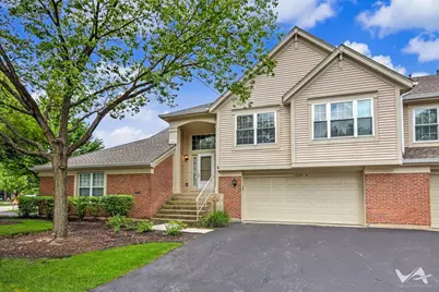 1620 Columbia Circle #2, Bartlett, IL 60103 - Photo 1