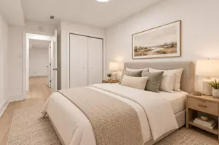 708 W Buckingham Pl, Chicago, IL 60657 - Photo 13