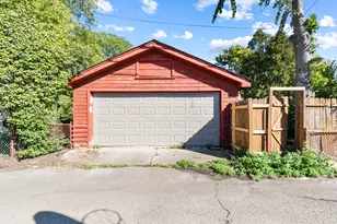 4852 N Mulligan Ave, Chicago, IL 60630 - Photo 21