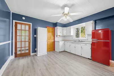 1003 Dean Street, Saint Charles, IL 60174 - Photo 15