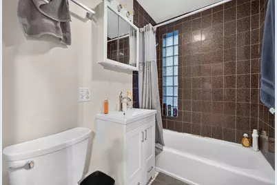 3339 N Hamilton Avenue, Chicago, IL 60618 - Photo 25