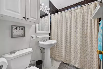 3339 N Hamilton Avenue, Chicago, IL 60618 - Photo 17