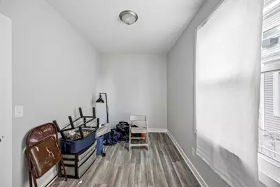10220 S Indiana Avenue, Chicago, IL 60628 - Photo 11