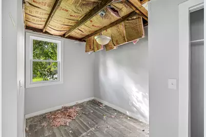 10220 S Indiana Avenue, Chicago, IL 60628 - Photo 17