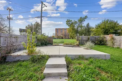 10220 S Indiana Avenue, Chicago, IL 60628 - Photo 21