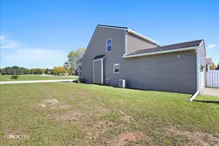 70 E S Ave, Cortland, IL 60112 - Photo 33