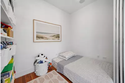 110 W Superior Street #1404, Chicago, IL 60654 - Photo 13