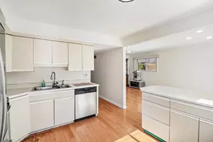 9041 W Oaks Ave, Des Plaines, IL 60016 - Photo 15