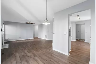 110 Hemstead Street, Lake Bluff, IL 60044 - Photo 9