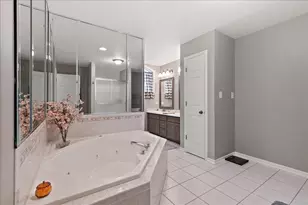 7947 Richardson Ln, Tinley Park, IL 60487 - Photo 19