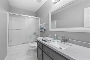 7947 Richardson Ln, Tinley Park, IL 60487 - Photo 25
