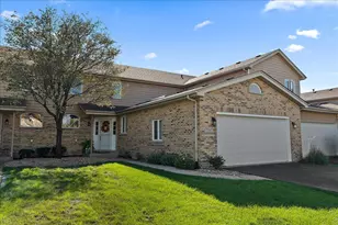 7947 Richardson Ln, Tinley Park, IL 60487 - Photo 1