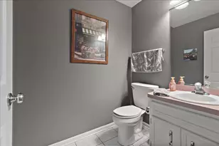 7947 Richardson Ln, Tinley Park, IL 60487 - Photo 15