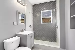 1615 Wenonah Ave, Berwyn, IL 60402 - Photo 11