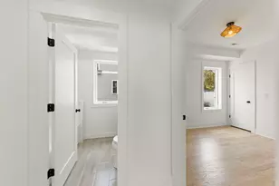 118 N President St, Wheaton, IL 60187 - Photo 9