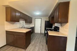 1951 Windward Ln, Hanover Park, IL 60133 - Photo 7