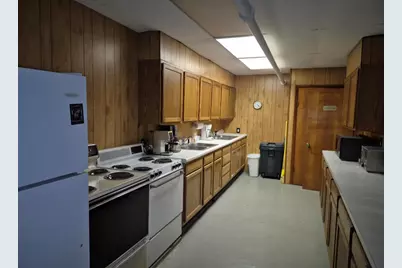 190 E Grove Street, Sheldon, IL 60966 - Photo 11