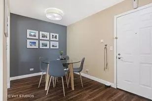 111 Kensington Cir, Wheaton, IL 60189 - Photo 19
