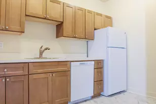3919 N Fremont St, Chicago, IL 60613 - Photo 5