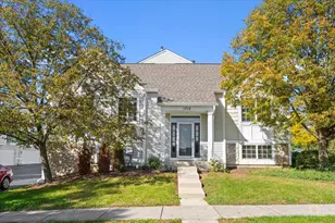 1712 Middlebury Dr, Aurora, IL 60503 - Photo 1