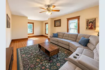721 S Logan Street, Lena, IL 61048 - Photo 9