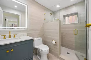 3810 W North Shore Ave, Lincolnwood, IL 60712 - Photo 23