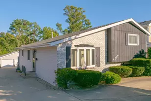 4517 Belmont Rd, Downers Grove, IL 60515 - Photo 1